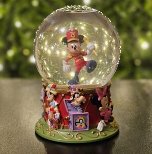 Vintage Toy Soldier Mickey Mouse Snowglobe ❄️ 🌨 ☃️
